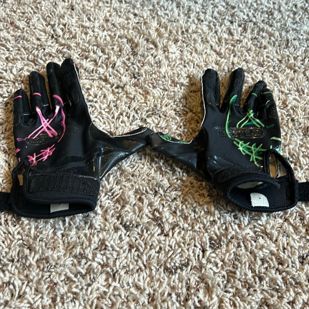 Youth mask football gloves(battle)